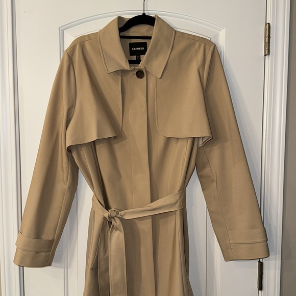 Express Trench Coat - Picture 2 of 6